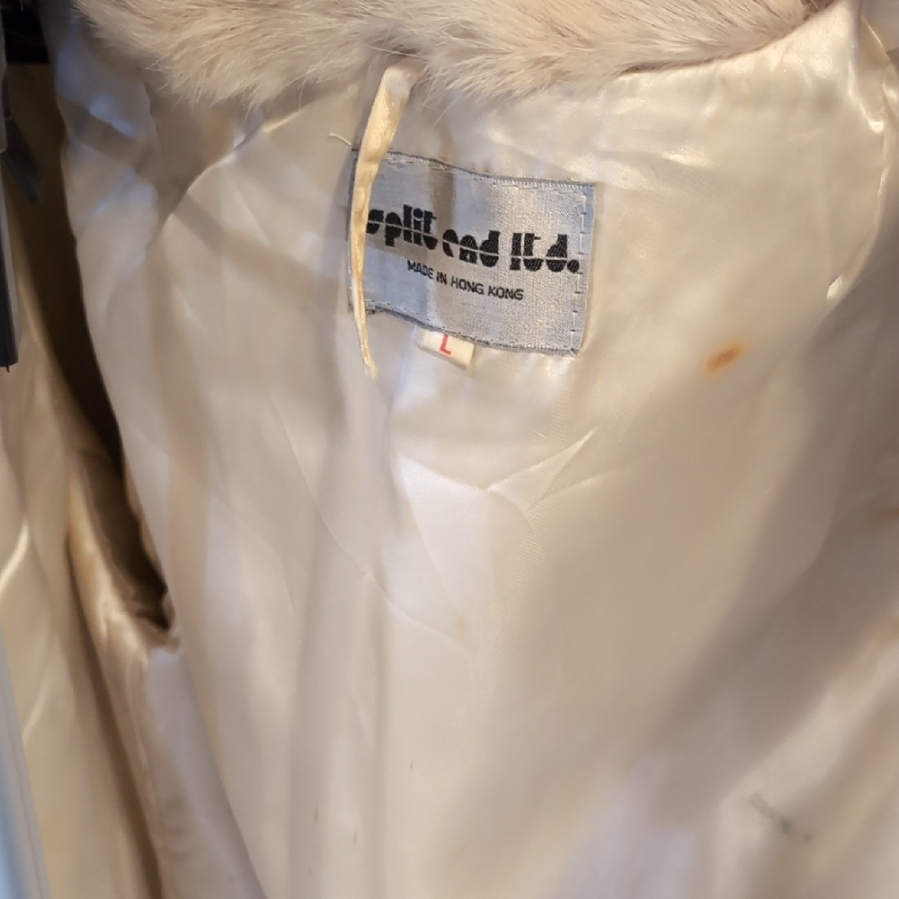 Luxurious Cream Rabbit Fur Coat - Picture 4 of 5